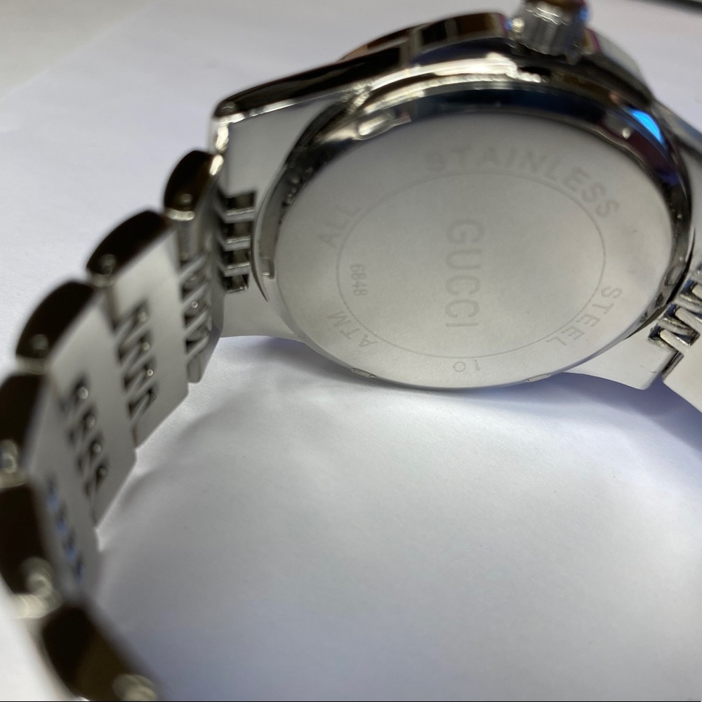 Gucci Women’s Watch - Picture 4 of 5